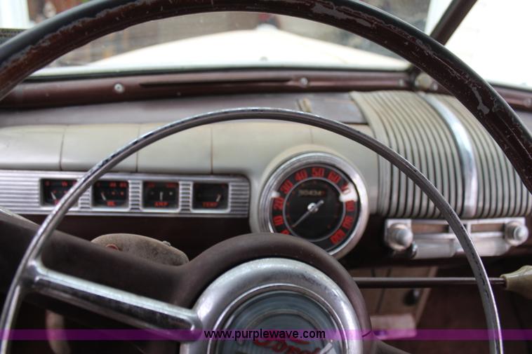 image for item AZ9985 1946 Ford Super Deluxe