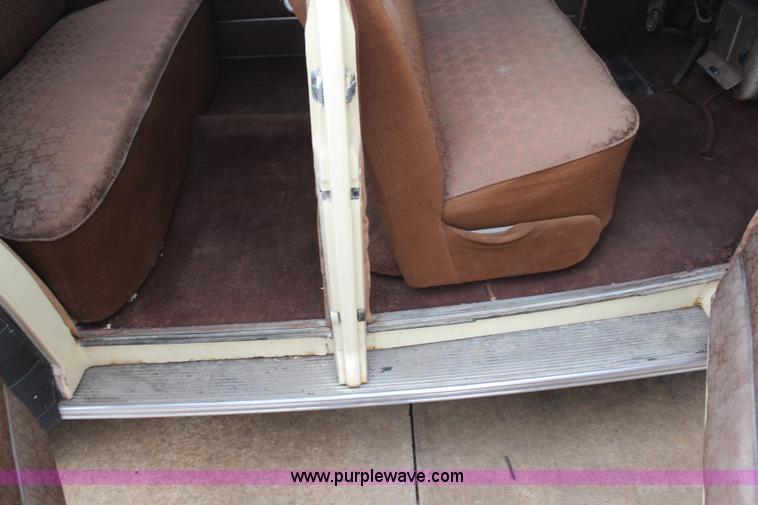 image for item AZ9985 1946 Ford Super Deluxe