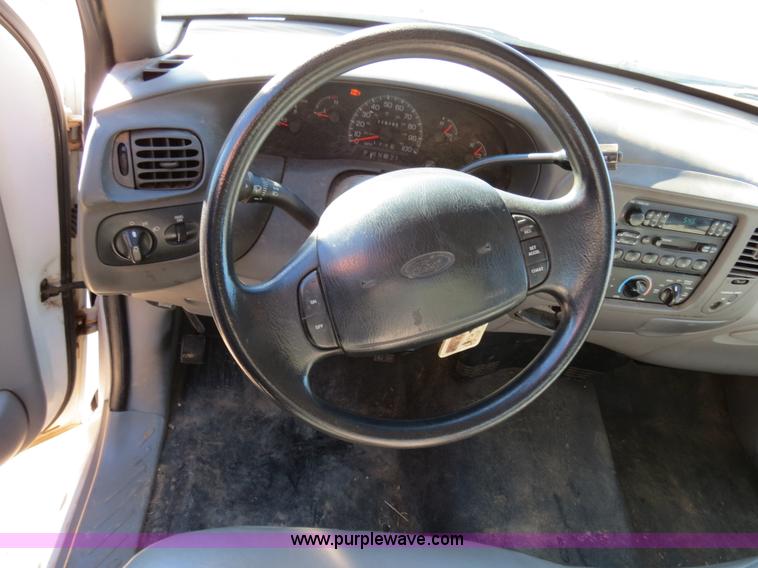 image for item B4868 1998 Ford F150 SuperCab pickup truck