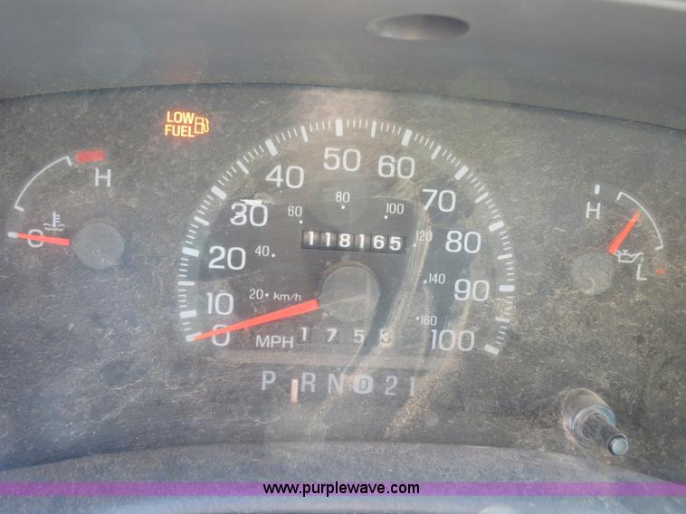 image for item B4868 1998 Ford F150 SuperCab pickup truck