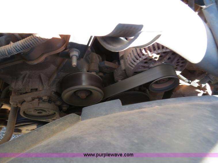 image for item B4868 1998 Ford F150 SuperCab pickup truck