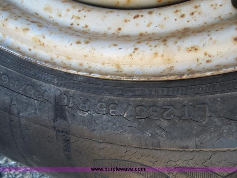 image for item B4868 1998 Ford F150 SuperCab pickup truck