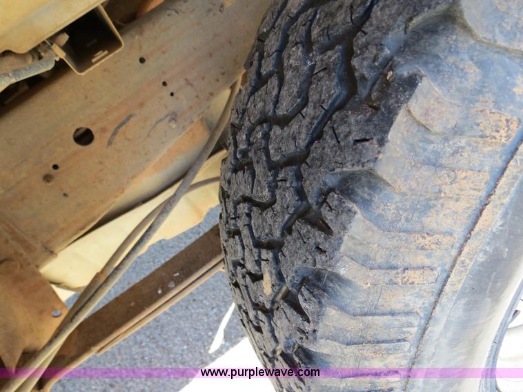 image for item B4868 1998 Ford F150 SuperCab pickup truck