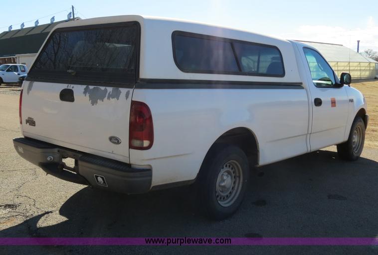 image for item B4869 1997 Ford F150 pickup truck