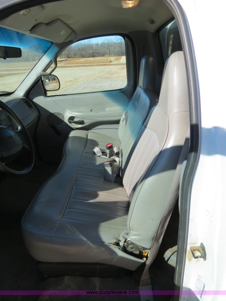 image for item B4869 1997 Ford F150 pickup truck