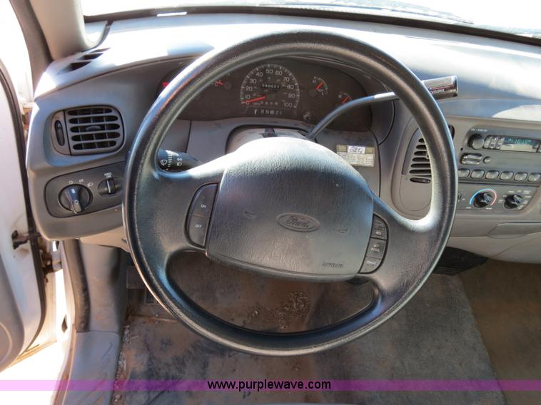 image for item B4869 1997 Ford F150 pickup truck