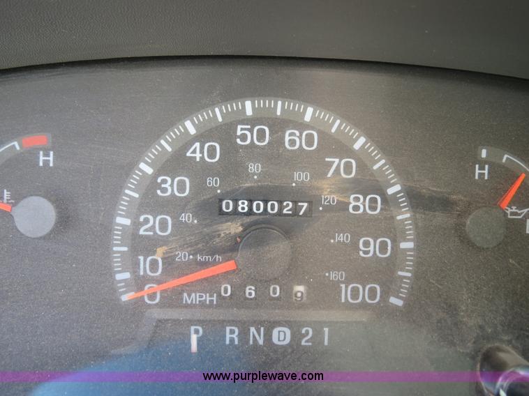 image for item B4869 1997 Ford F150 pickup truck