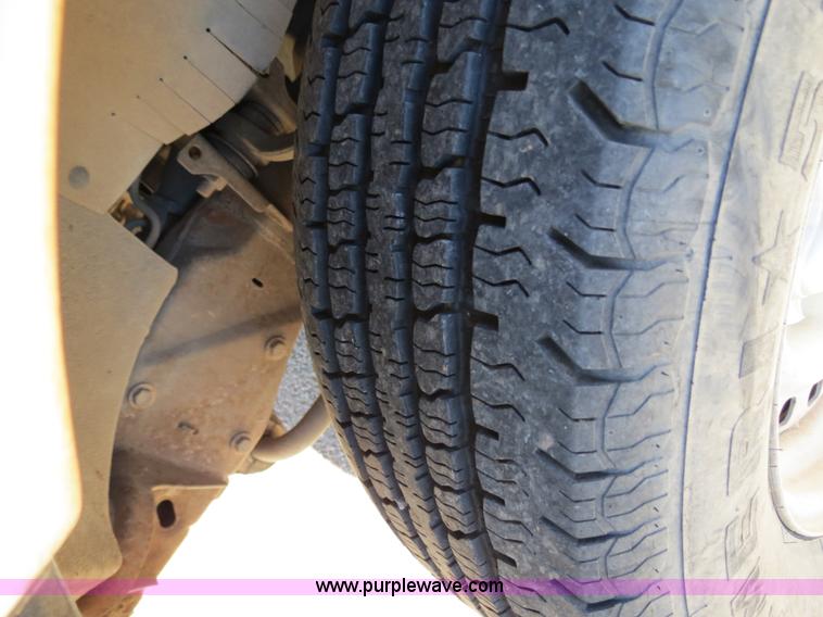 image for item B4869 1997 Ford F150 pickup truck