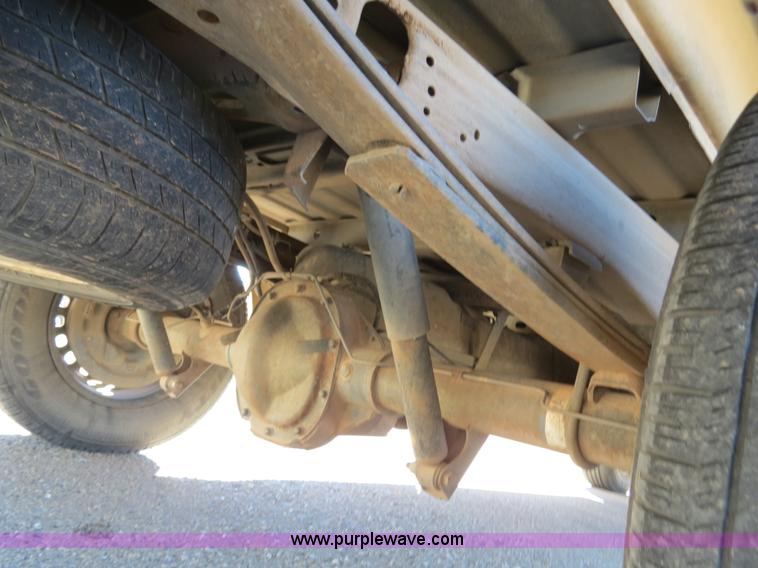 image for item B4869 1997 Ford F150 pickup truck