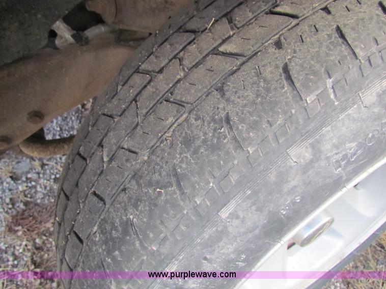 image for item C1862 2000 Chevrolet S10 Blazer SUV