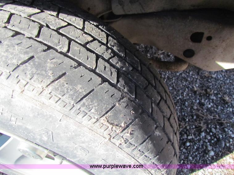 image for item C1862 2000 Chevrolet S10 Blazer SUV