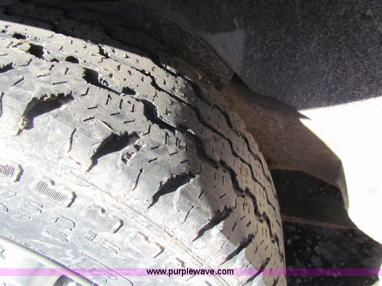 image for item C1862 2000 Chevrolet S10 Blazer SUV