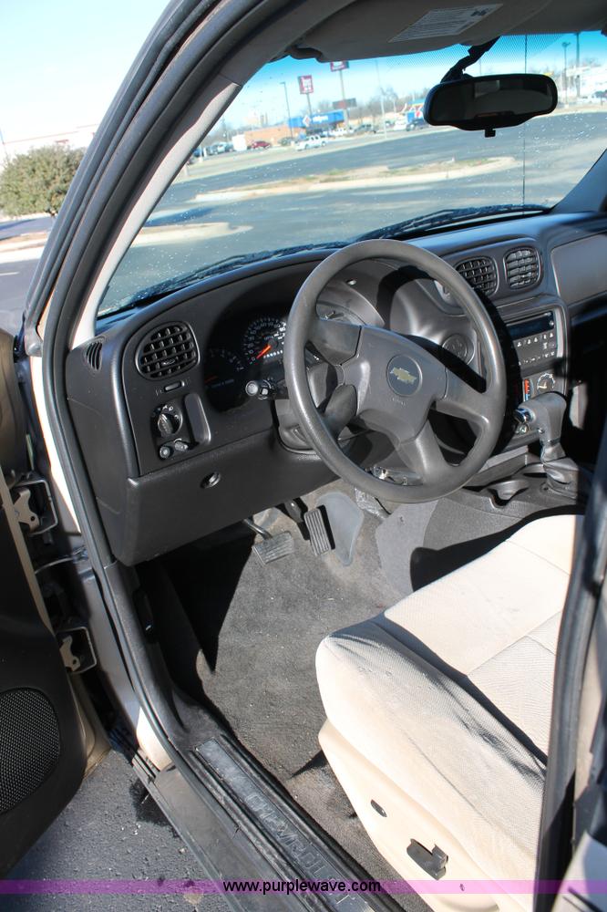 image for item C3724 2006 Chevrolet TrailBlazer SUV