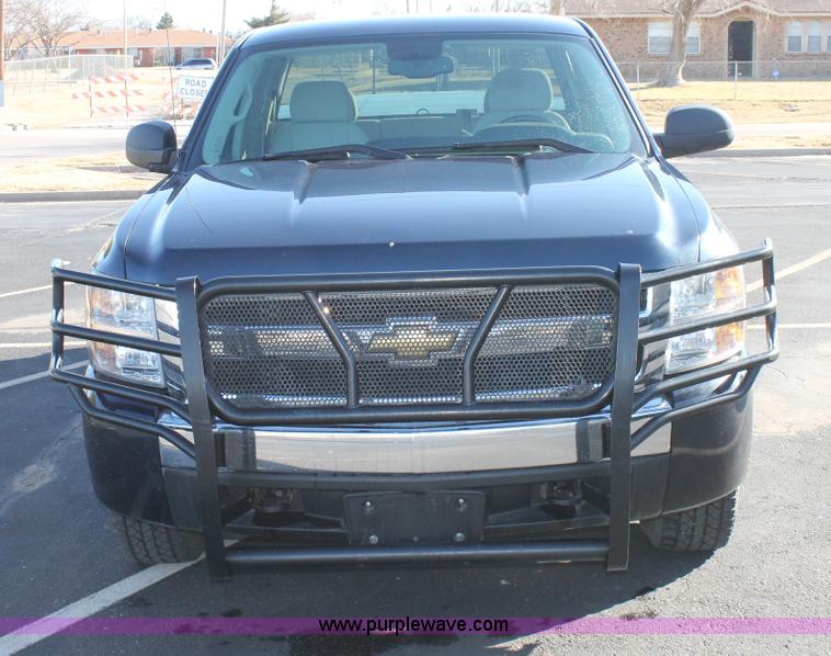 image for item C3725 2007 Chevrolet Silverado 1500 Ext. Cab pickup truck