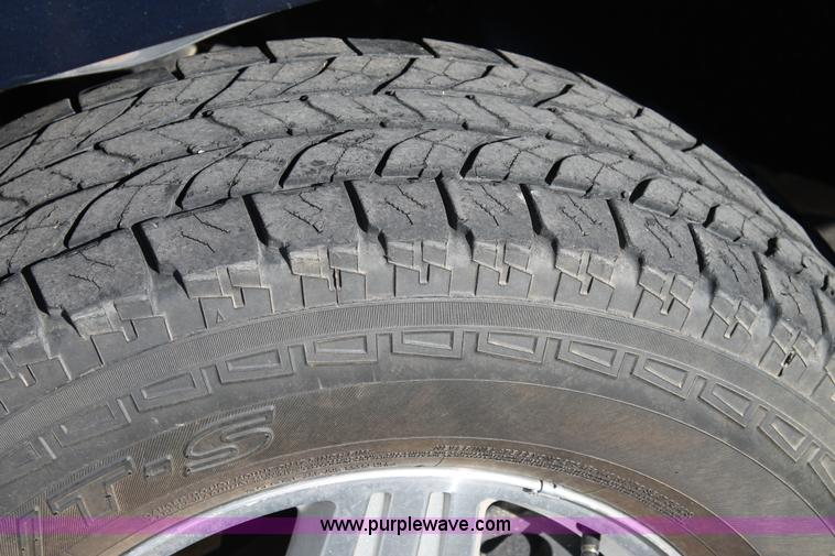 image for item C3725 2007 Chevrolet Silverado 1500 Ext. Cab pickup truck