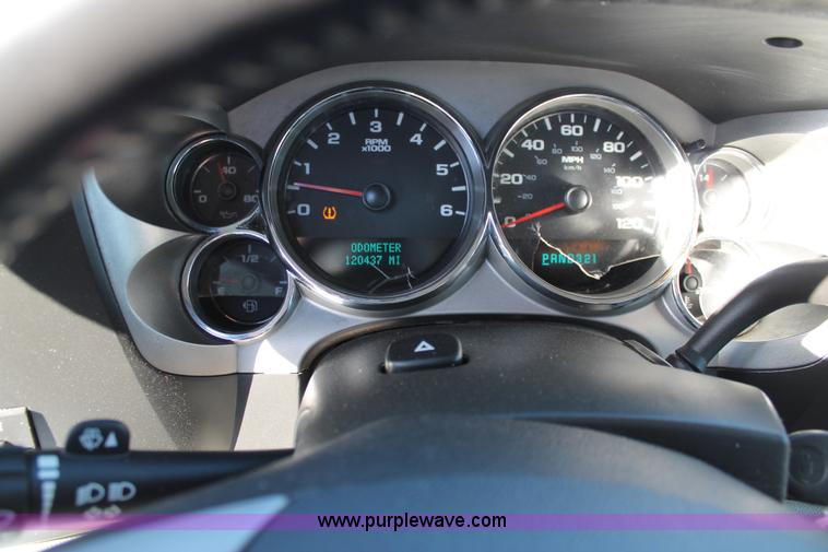 image for item C3725 2007 Chevrolet Silverado 1500 Ext. Cab pickup truck