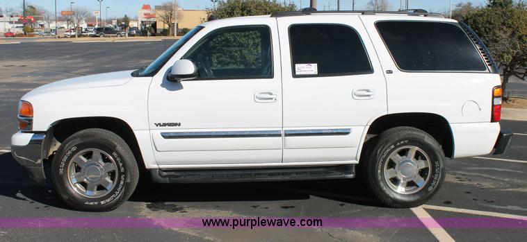 image for item C3726 2006 GMC Yukon SLT SUV
