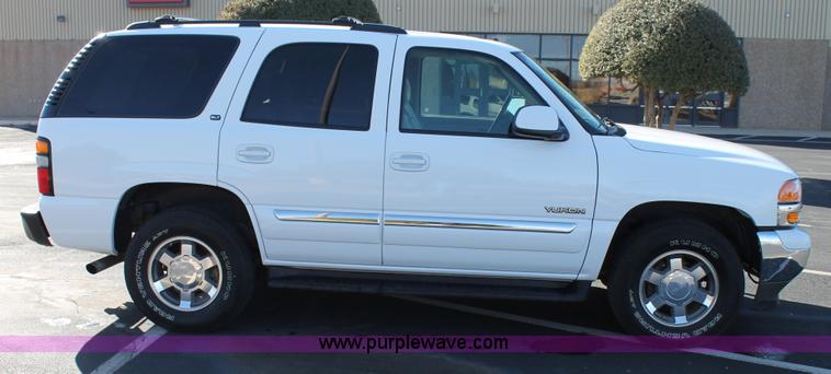 image for item C3726 2006 GMC Yukon SLT SUV