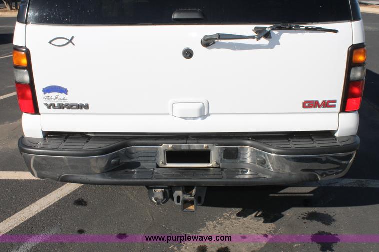image for item C3726 2006 GMC Yukon SLT SUV