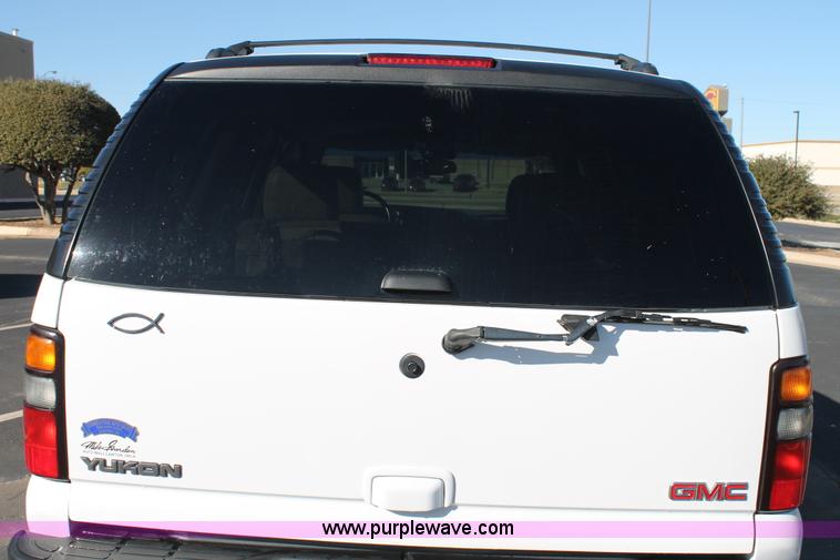 image for item C3726 2006 GMC Yukon SLT SUV