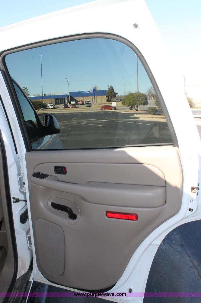 image for item C3726 2006 GMC Yukon SLT SUV