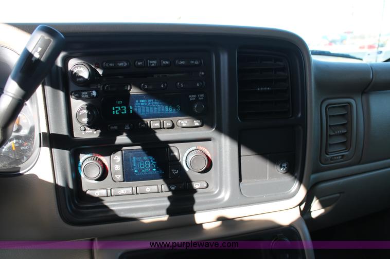 image for item C3726 2006 GMC Yukon SLT SUV