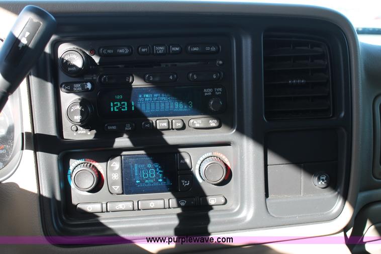 image for item C3726 2006 GMC Yukon SLT SUV