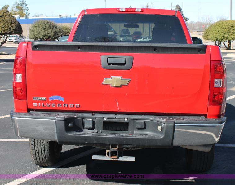 image for item C3727 2007 Chevrolet Silverado 1500 pickup truck
