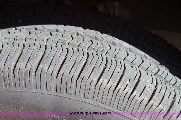 image for item C3727 2007 Chevrolet Silverado 1500 pickup truck