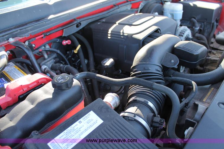 image for item C3727 2007 Chevrolet Silverado 1500 pickup truck