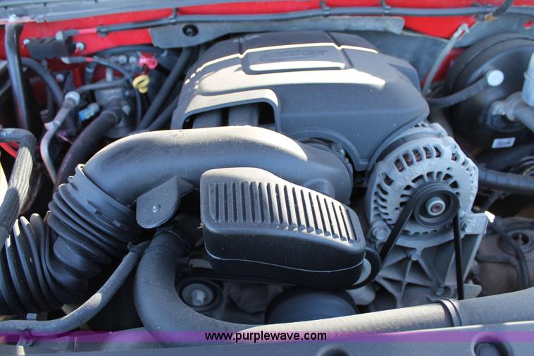 image for item C3727 2007 Chevrolet Silverado 1500 pickup truck