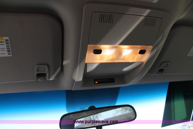 image for item C3727 2007 Chevrolet Silverado 1500 pickup truck