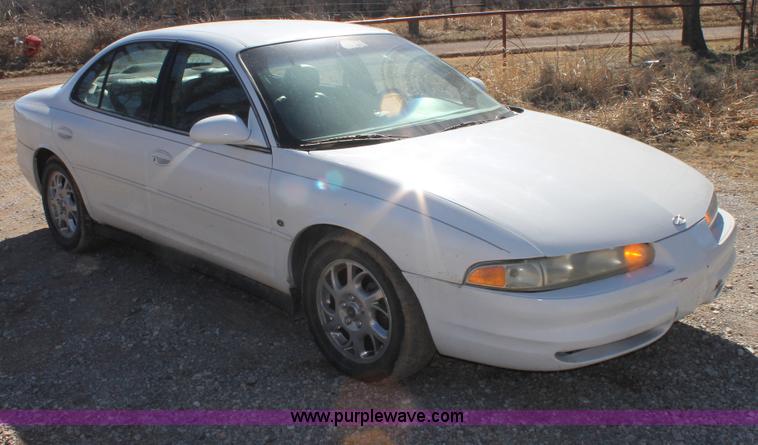 image for item C3729 1999 Oldsmobile Intrigue GL