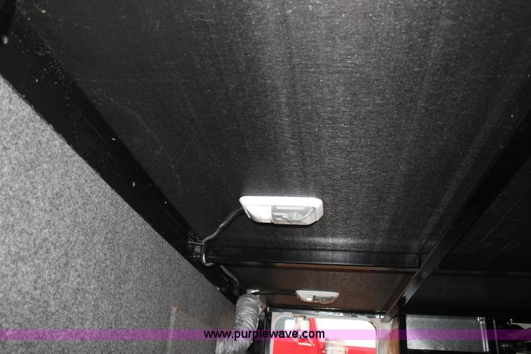 image for item C3759 2004 Fleetwood 36.5' RV fifth wheel trailer