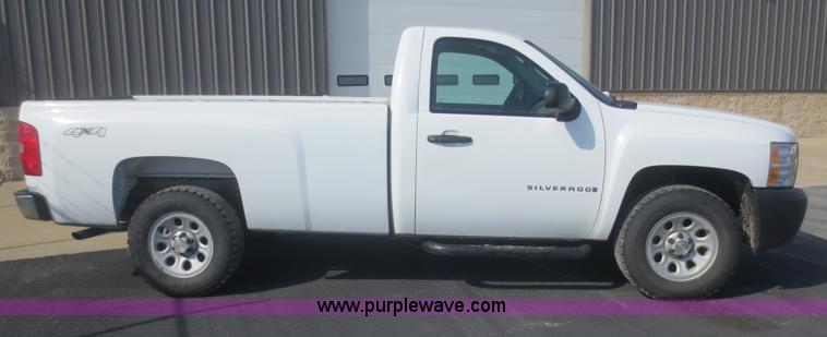 image for item F6785 2008 Chevrolet Silverado 1500 pickup truck