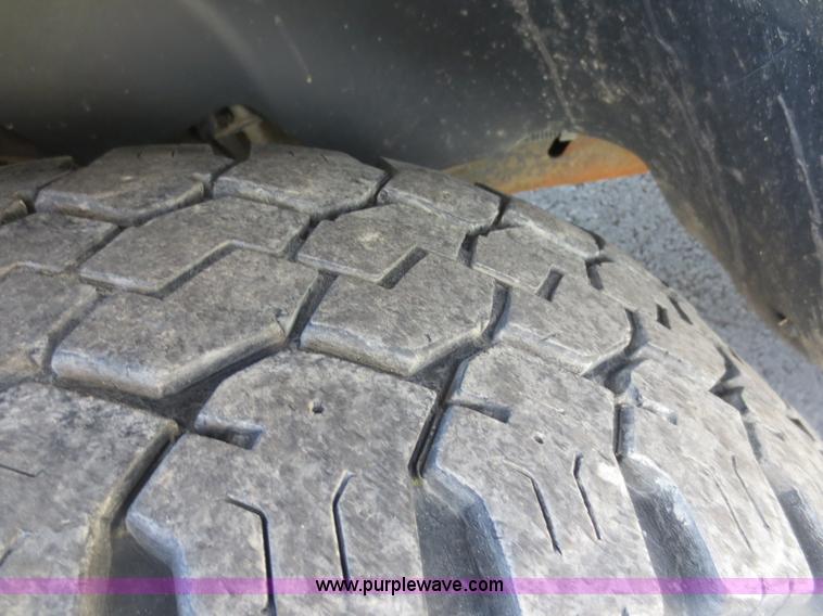 image for item F6785 2008 Chevrolet Silverado 1500 pickup truck