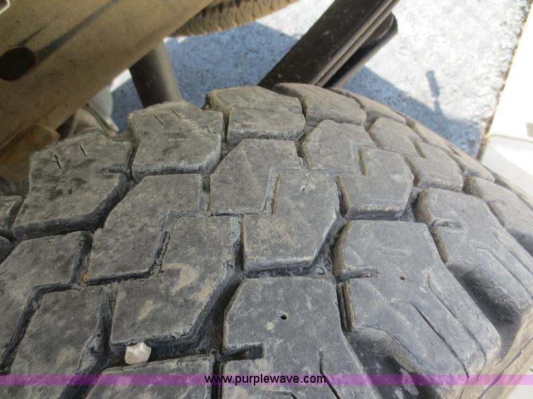 image for item F6785 2008 Chevrolet Silverado 1500 pickup truck