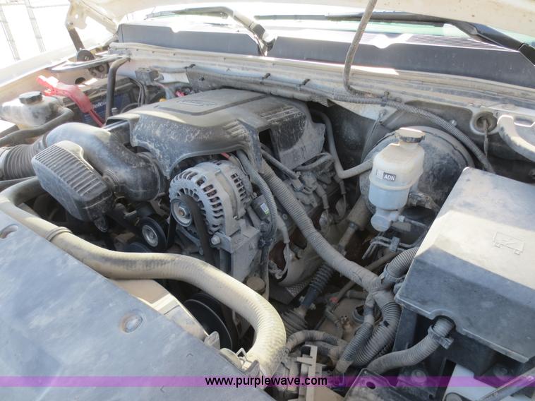 image for item F6785 2008 Chevrolet Silverado 1500 pickup truck