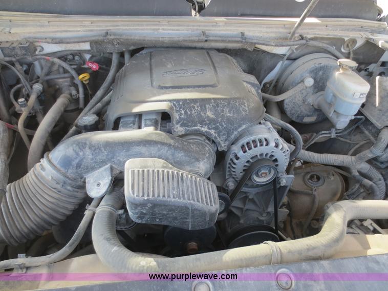 image for item F6785 2008 Chevrolet Silverado 1500 pickup truck