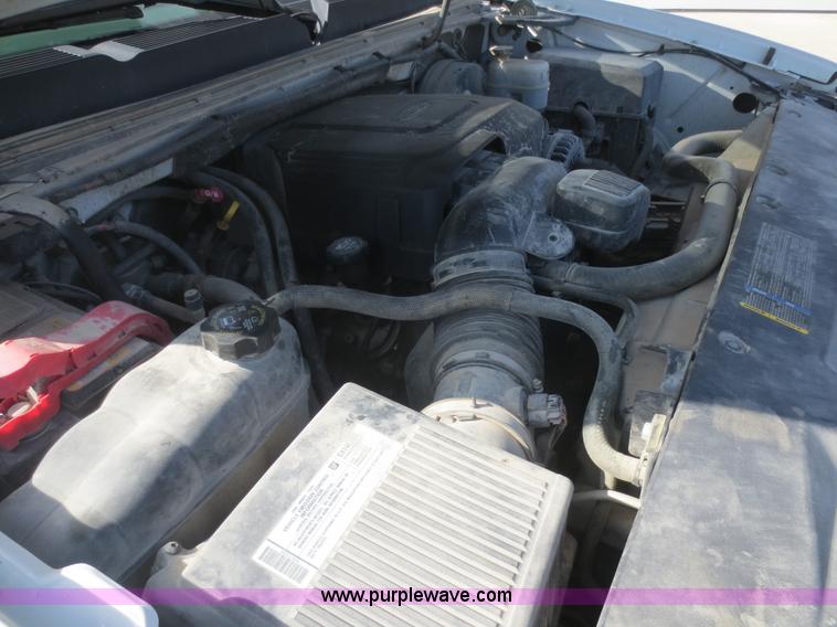 image for item F6785 2008 Chevrolet Silverado 1500 pickup truck