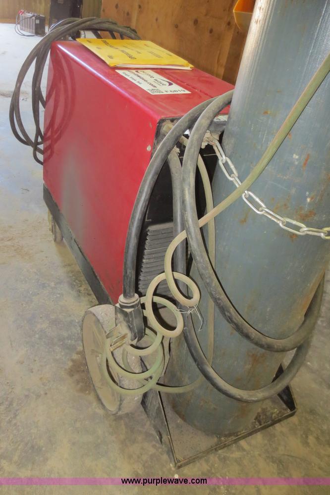 Lincoln WireMatic 250 MIG welder in Walnut, KS Item F6819 sold