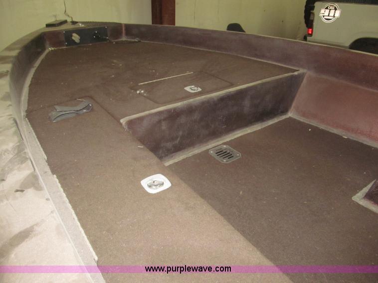 image for item F7245 1979 Ranger 18' boat