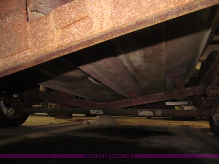 image for item F7245 1979 Ranger 18' boat