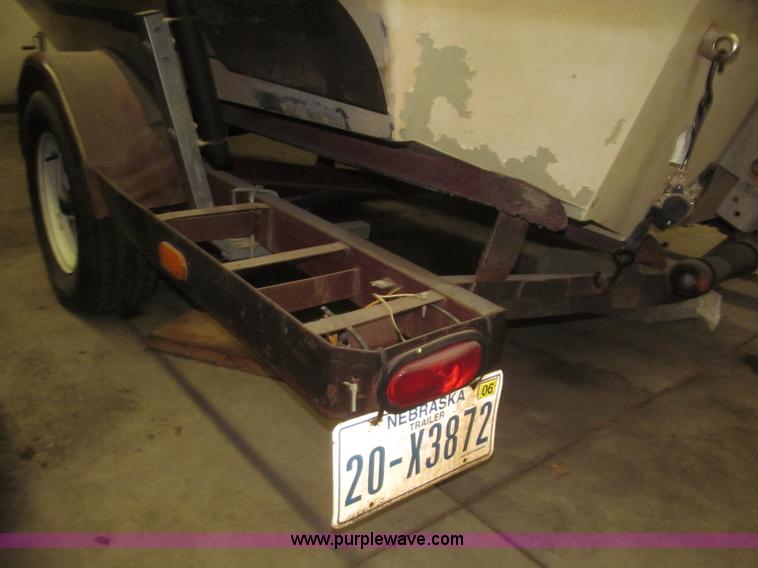 image for item F7245 1979 Ranger 18' boat