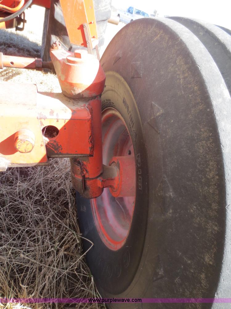 image for item F8180 1979 Case IH 2390 tractor