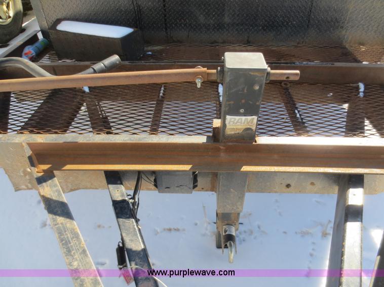 image for item F8191 2002 BNW enclosed trailer