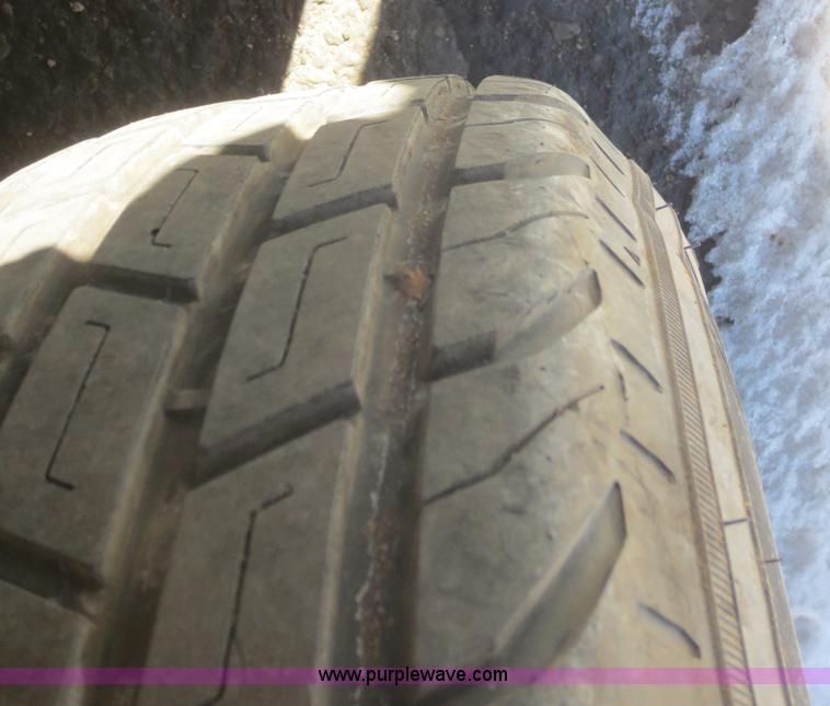 image for item F8191 2002 BNW enclosed trailer