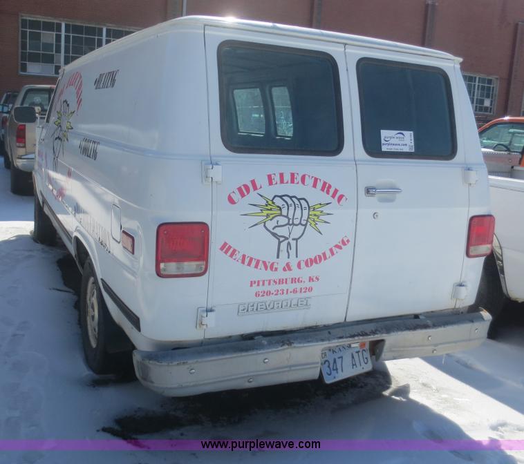 image for item F8196 1992 Chevrolet G10 van