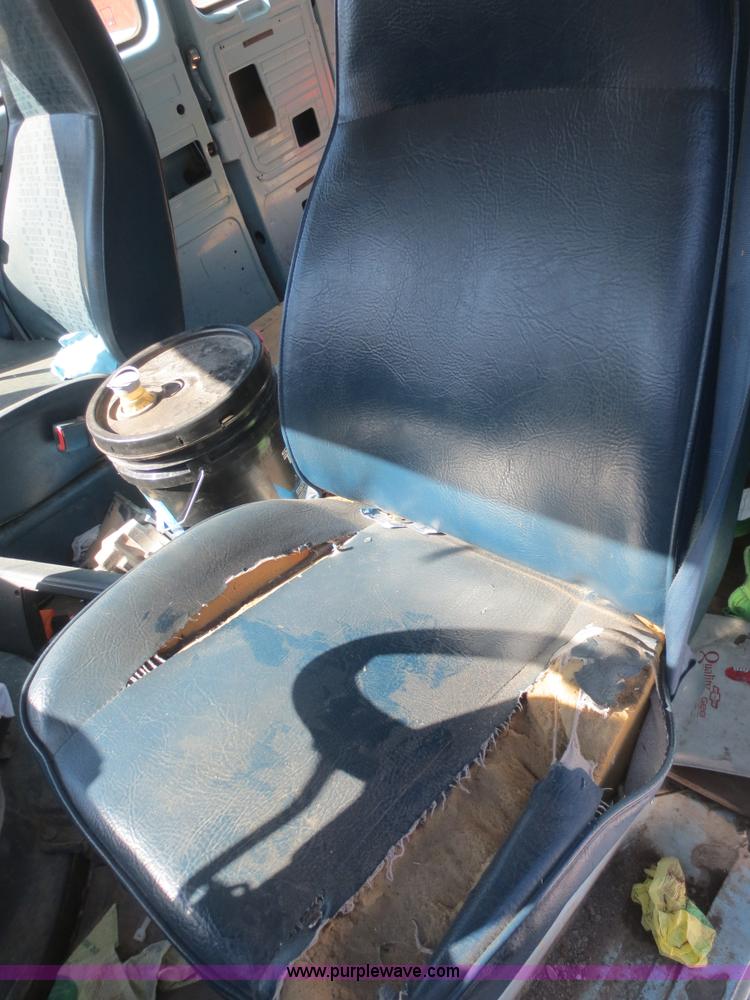 image for item F8196 1992 Chevrolet G10 van