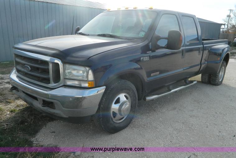 image for item F8770 2003 Ford F350 XL Crew Cab pickup truck